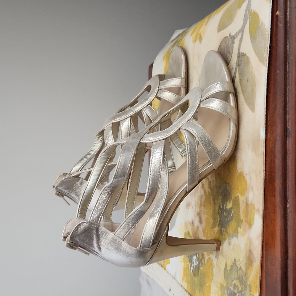 Shoes - Picture 3 of 3